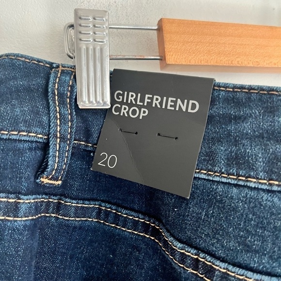 Lane Bryant Girlfriend Crop Frayed Jeans - Picture 6 of 6
